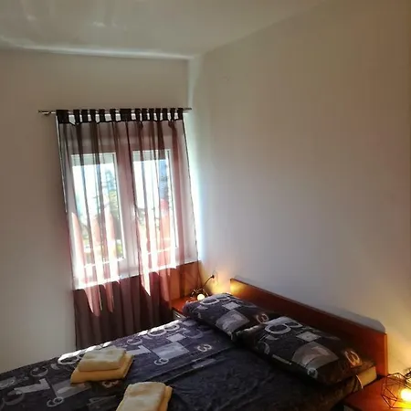Bellavista Apartman *